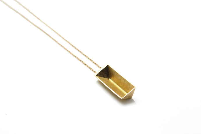 Triangle prism necklace - 18k gold