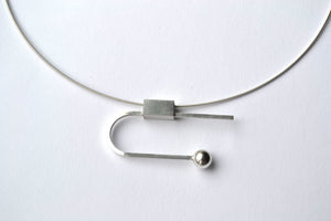 Horizontal balance necklace - Silver