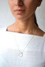 Rectangle hoop ring necklace - Silver
